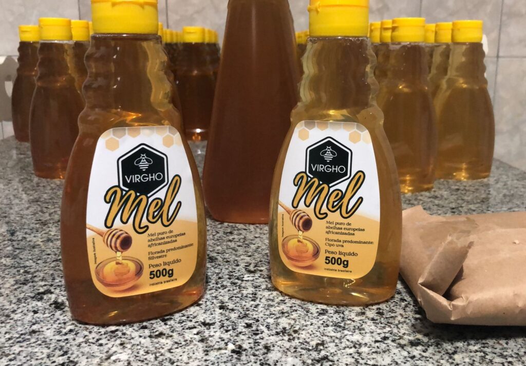 Rótulos personalizados para embalagem de mel da marca Virgho Mel