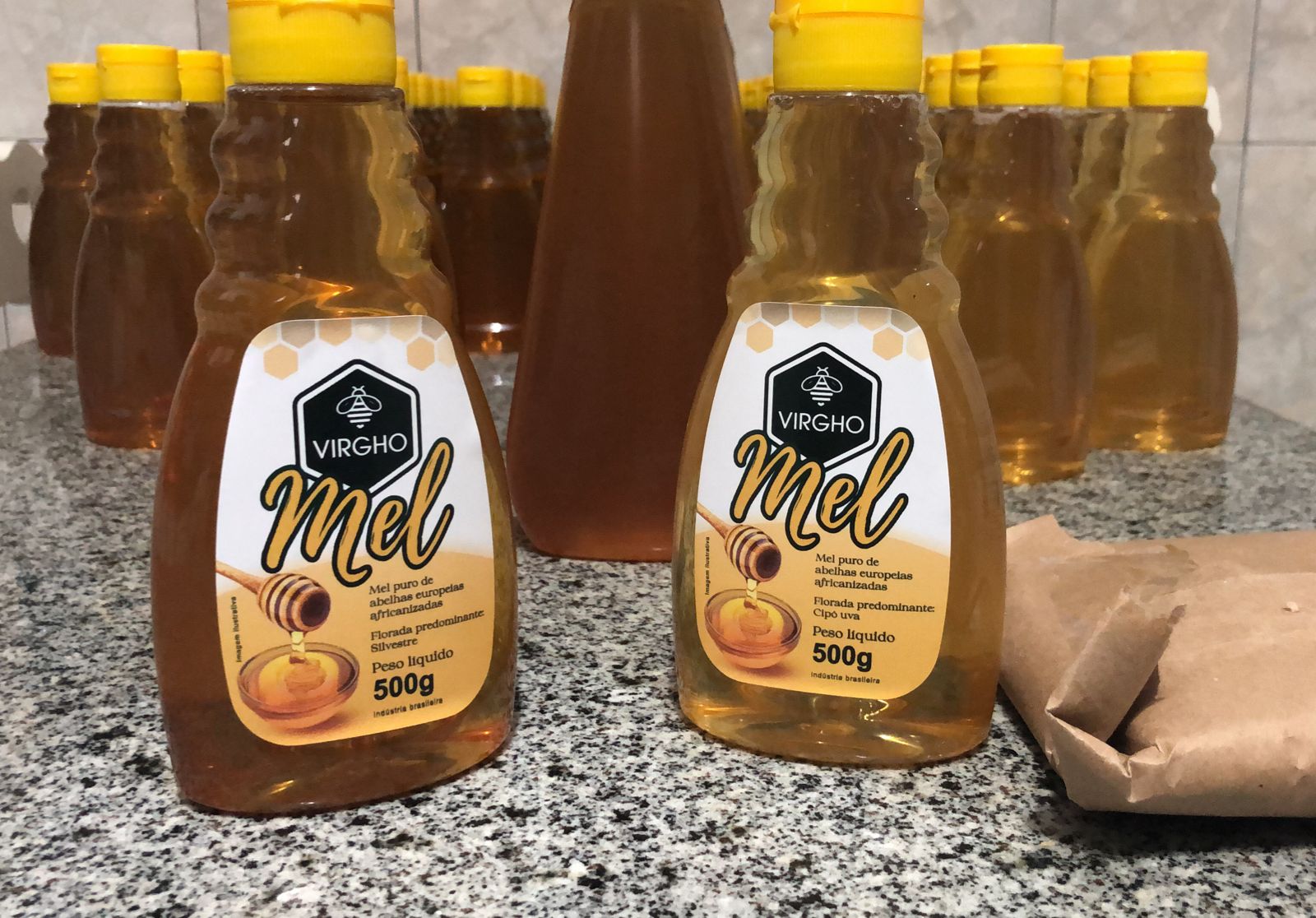 Rótulos personalizados para embalagem de mel da marca Virgho Mel